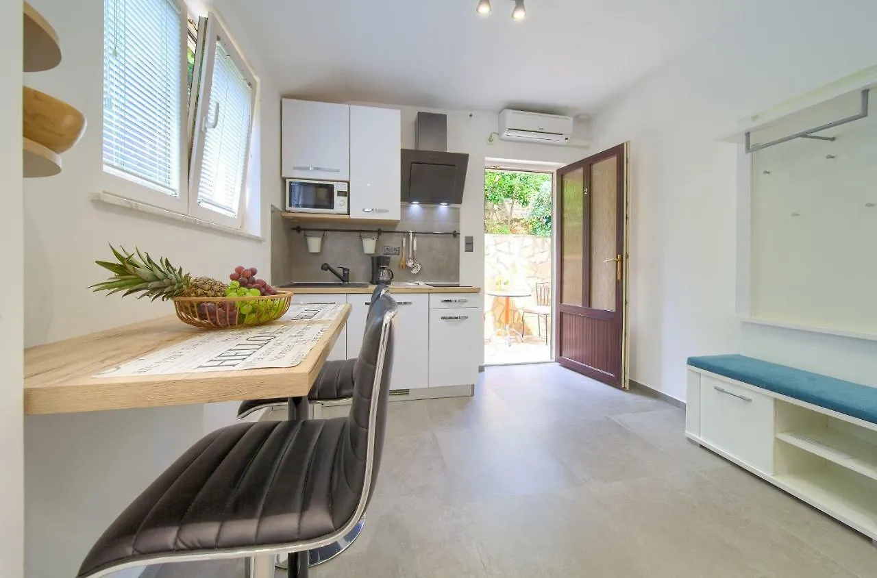 Apartments Stolfa Krk Town
