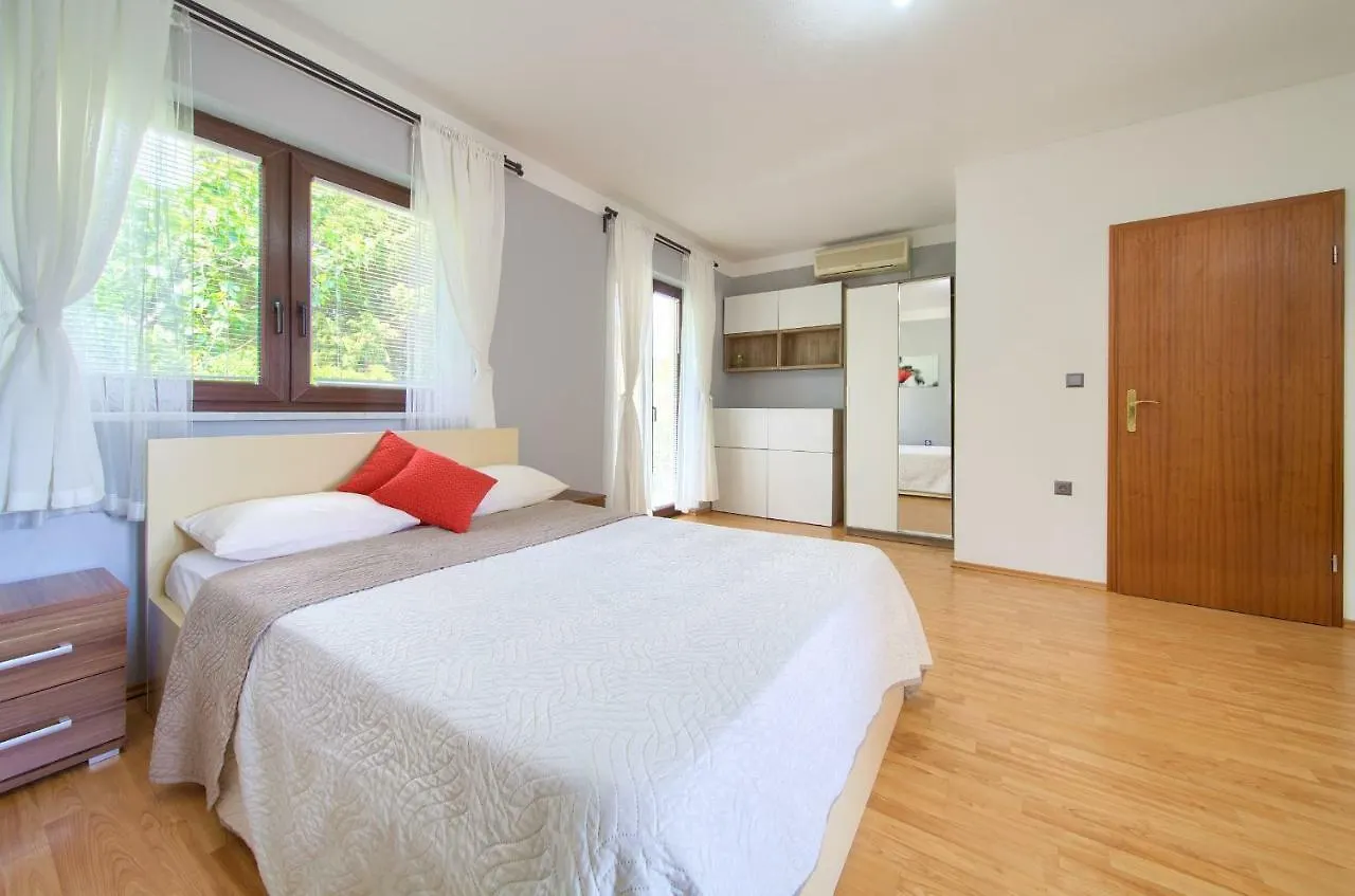 Apartments Stolfa Krk Town